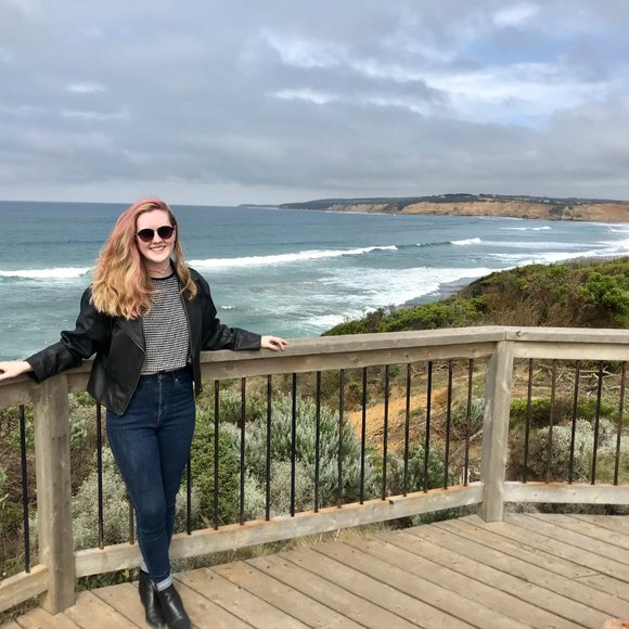 Meet your Posher, Tara - Picture 4 of 5